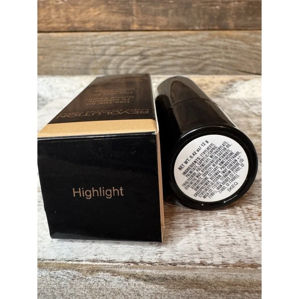 Makeup Revolution cream highlight